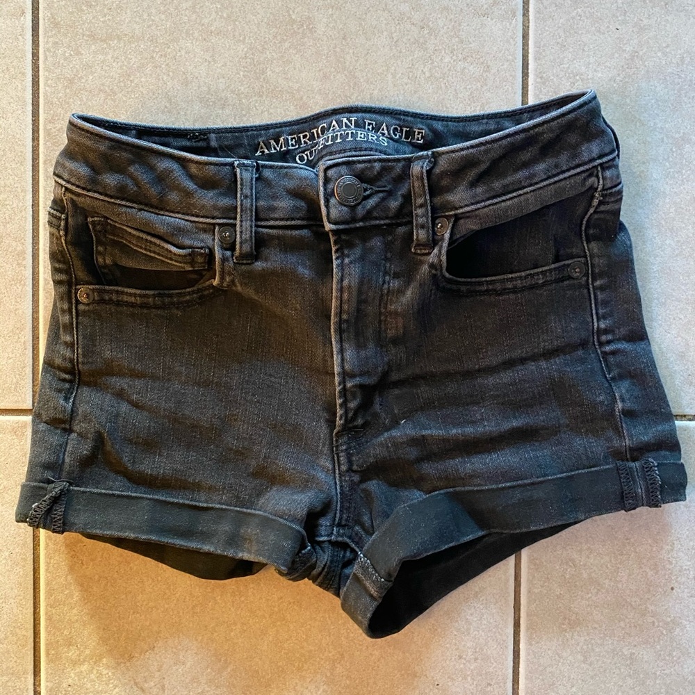 sz 2 black american eagle jean shorts